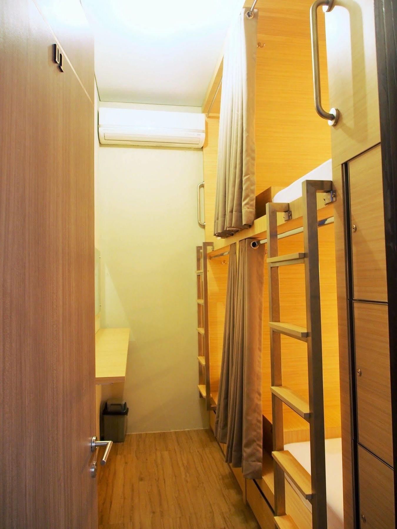Spot On 91821 The Packer Lodge Jakarta Exterior foto